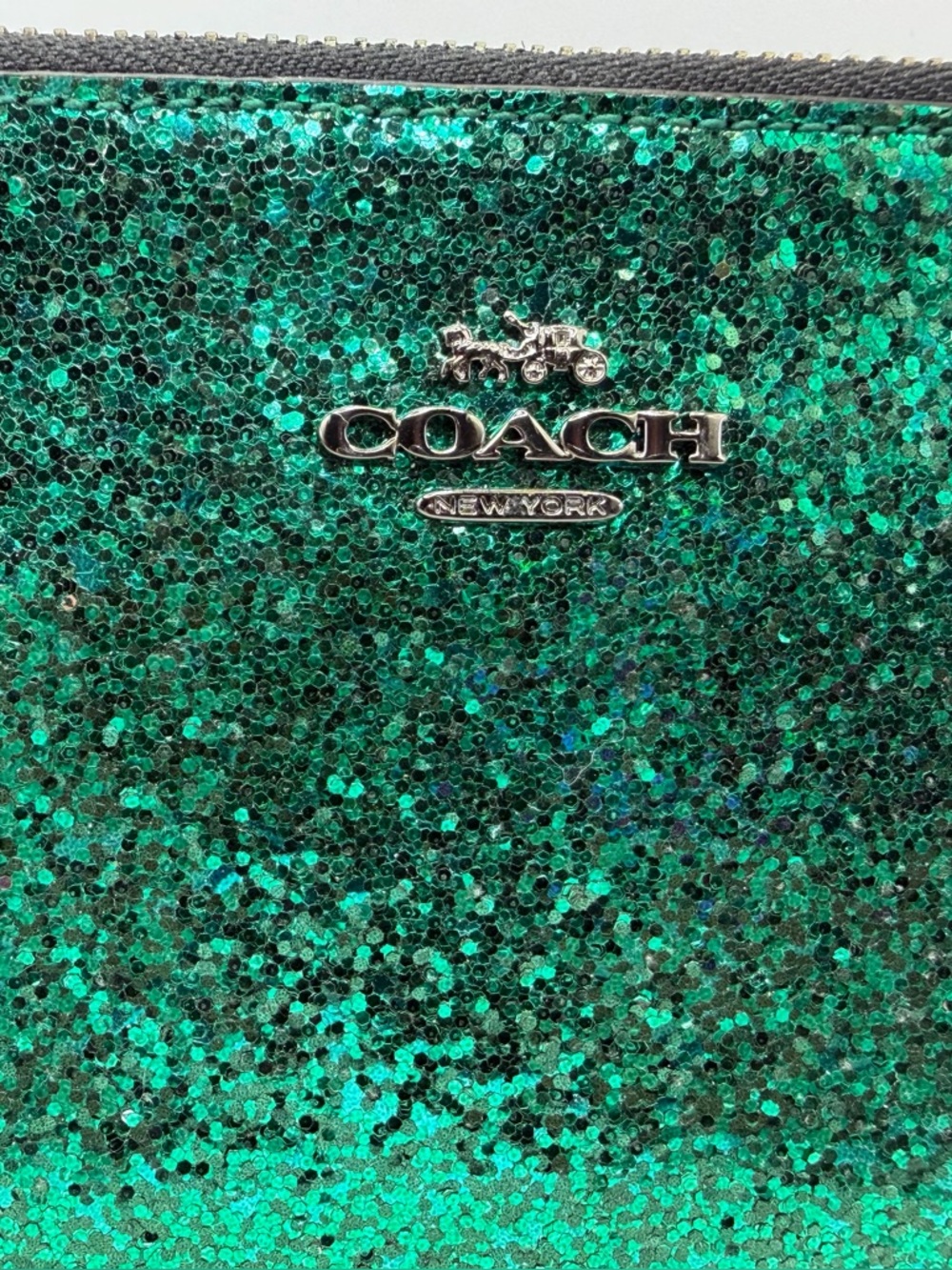 Coach Large Wristlet Emerald Green Glitter Zip Pouch NWT 77964B Statement Piece - Picture 2 of 11